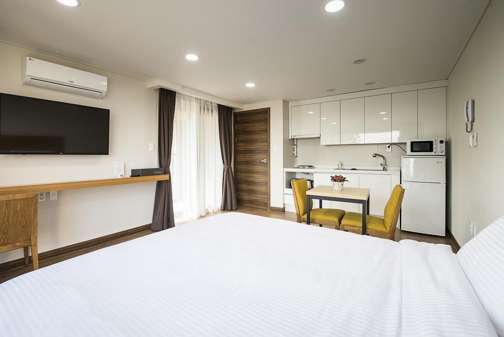 W Ocean Pension Seogwipo Exterior foto