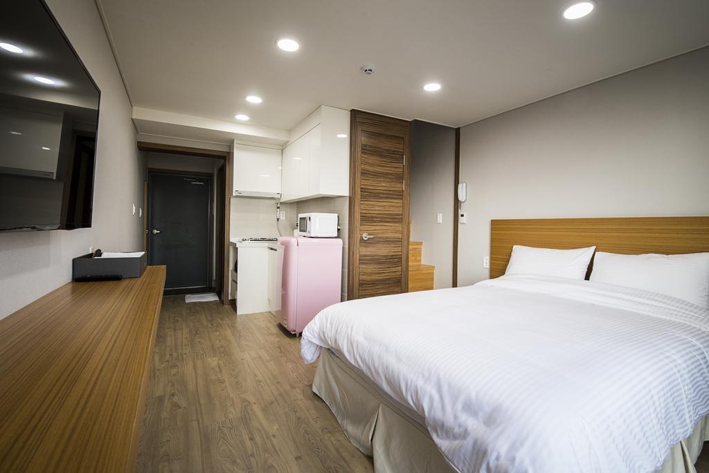W Ocean Pension Seogwipo Exterior foto